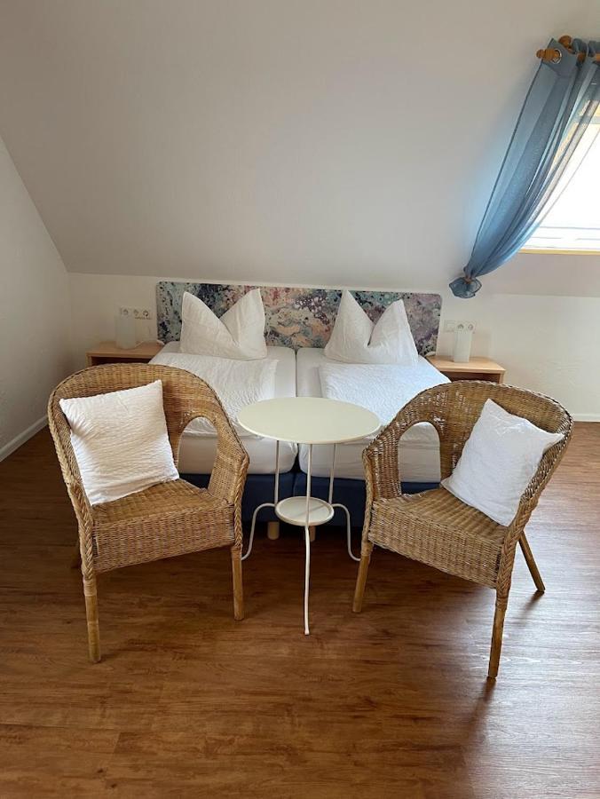 Zum Schwanen Garni Hotel Buggingen ภายนอก รูปภาพ